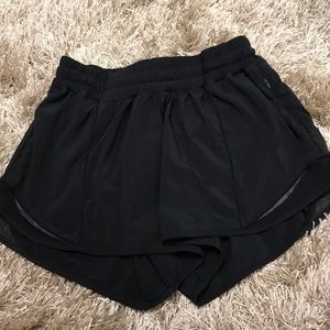 Black Lululemon Size 6 Hotty Hot Shorts